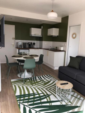 Le 84, Courseulles-Sur-Mer